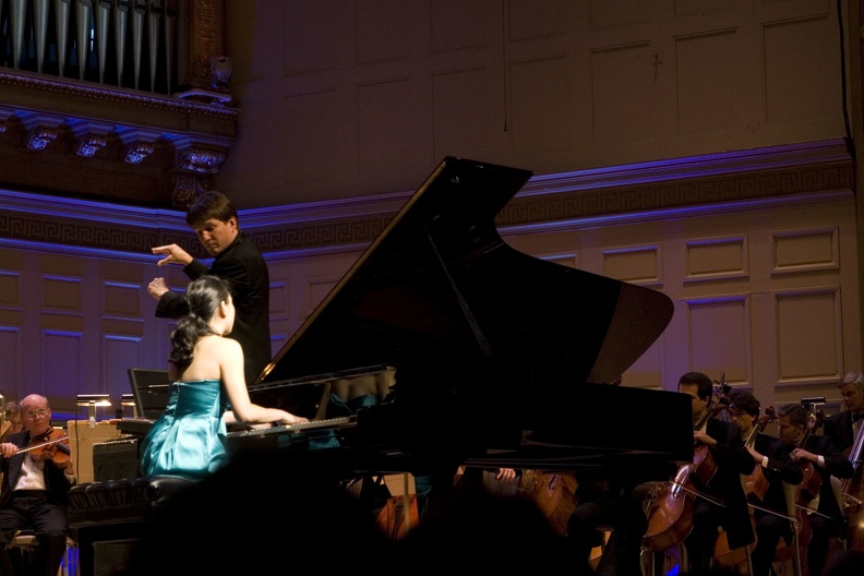 312-8872 Jennifer Lai _11 Plays Rhapsody in Blue with the Boston Pops.jpg